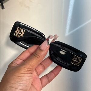 Loewe Sunglasses anagram